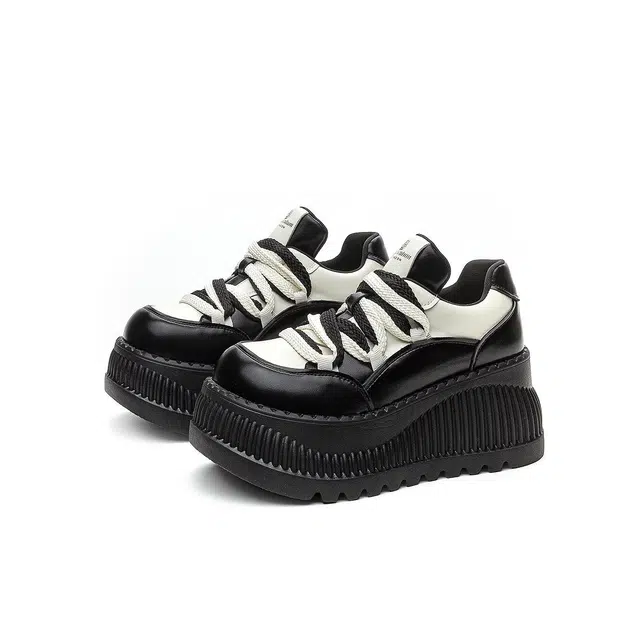 AQUASCUTUM