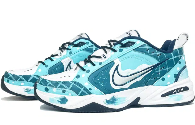 Nike Air Monarch 4