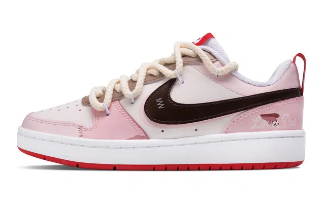 Nike Court Royale 2