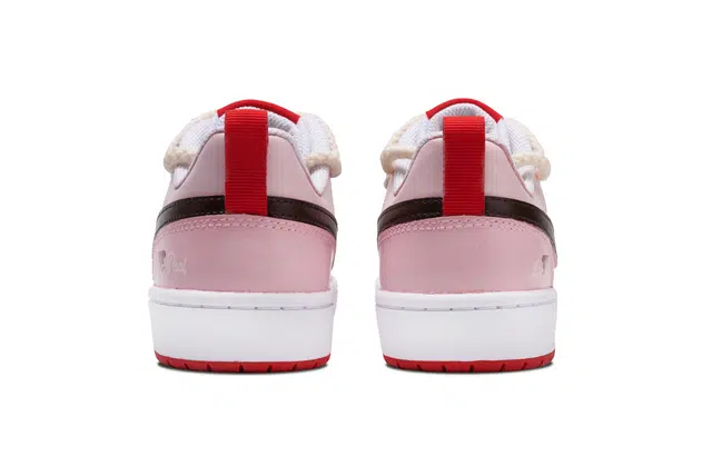 Nike Court Royale 2