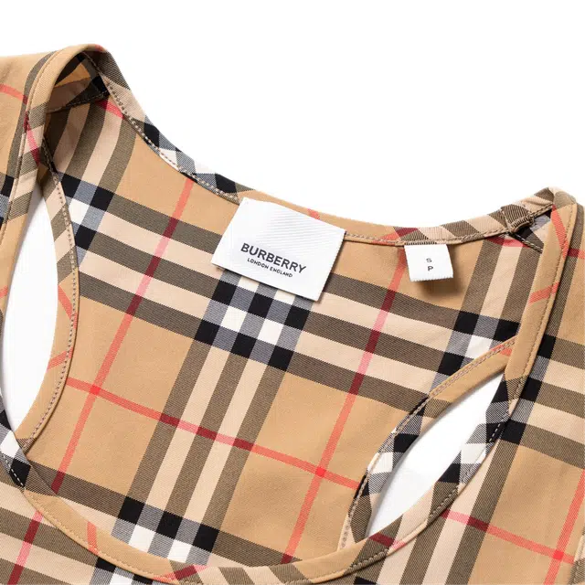Burberry Sporty Top Vintage Check