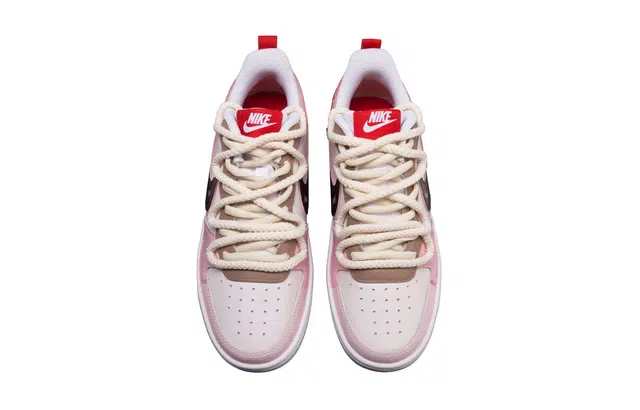 Nike Court Royale 2