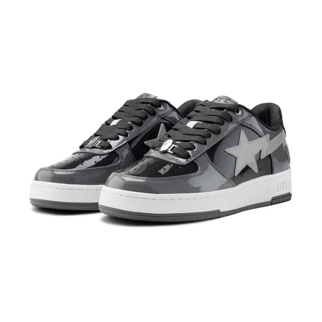 A BATHING APE