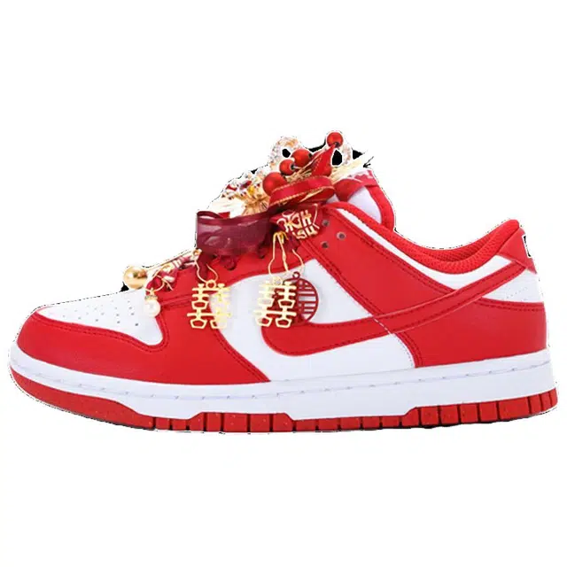 Nike Dunk Low Next NatureSt. John's"