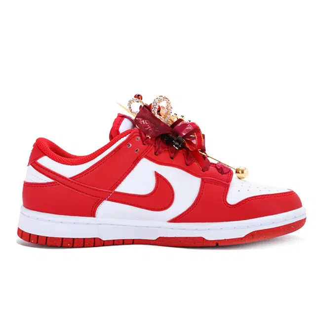 Nike Dunk Low Next NatureSt. John's"