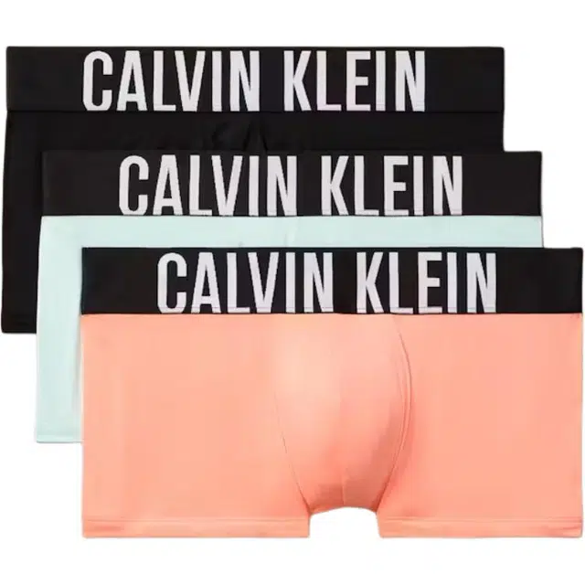 CALVIN KLEIN 3