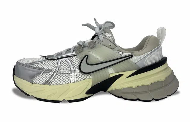 Nike V2K Run