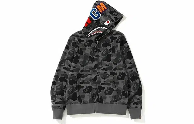 A BATHING APE Shark Camo Hoodie Black