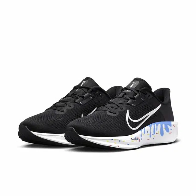 Nike Quest 6