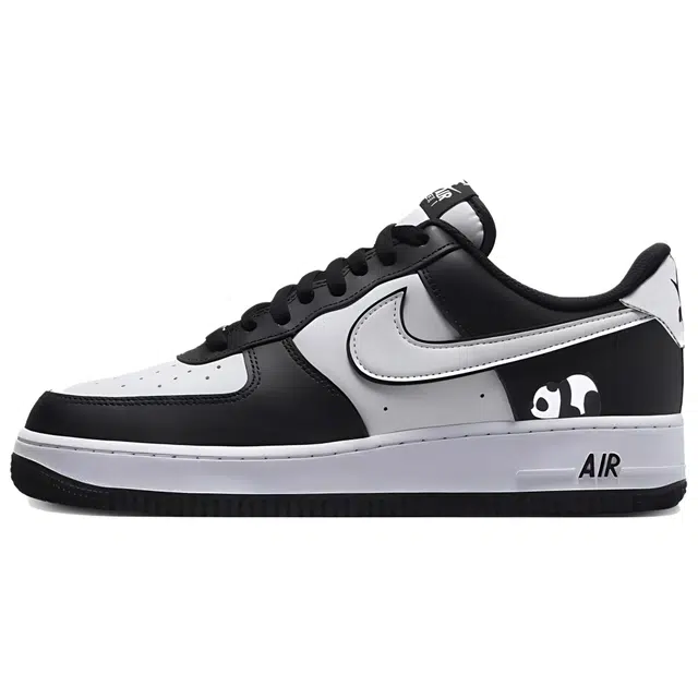 Nike Air Force 1 "Panda"