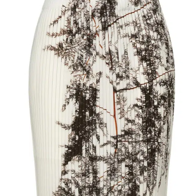 ISSEY MIYAKE SS25