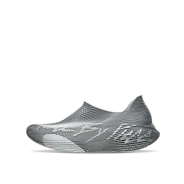 Hajime Sorayama x xVESSEL Low Top Sneakers Gray