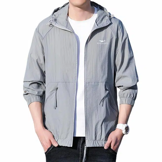 大白鲨 薄款潮牌纯色连帽透气山系户外长袖防晒服 男款