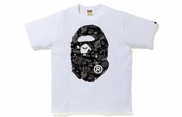 A BATHING APE T