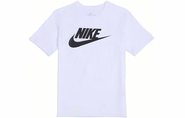 Nike Sportswear LogoT