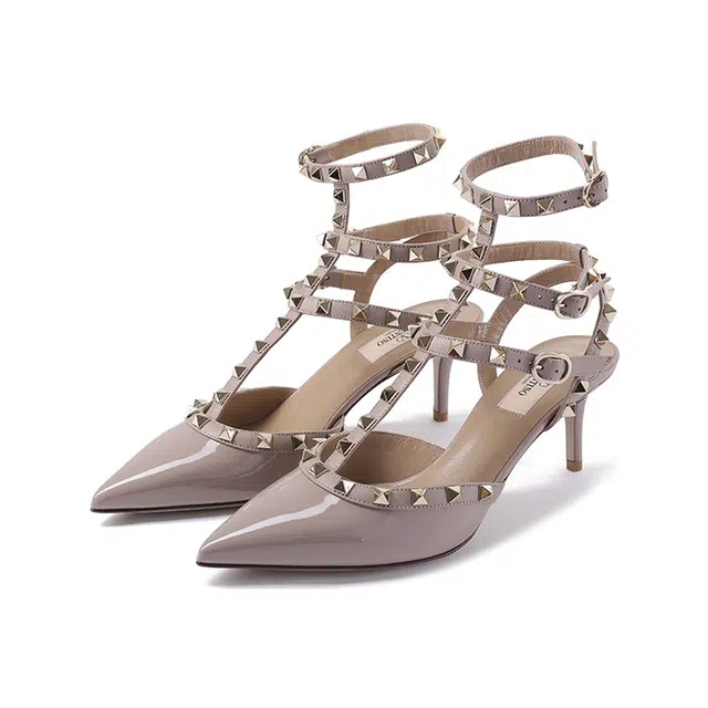 Valentino ROCKSTUD 6.5cm