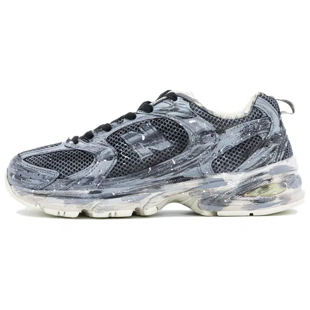 New Balance 530 Black Grey