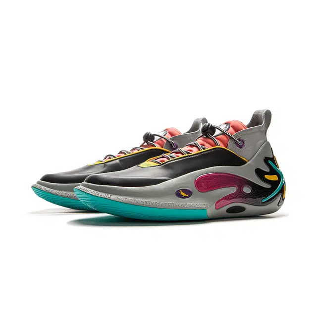 staple x WOW11