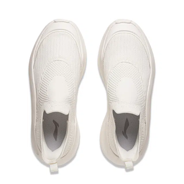LiNing slip on