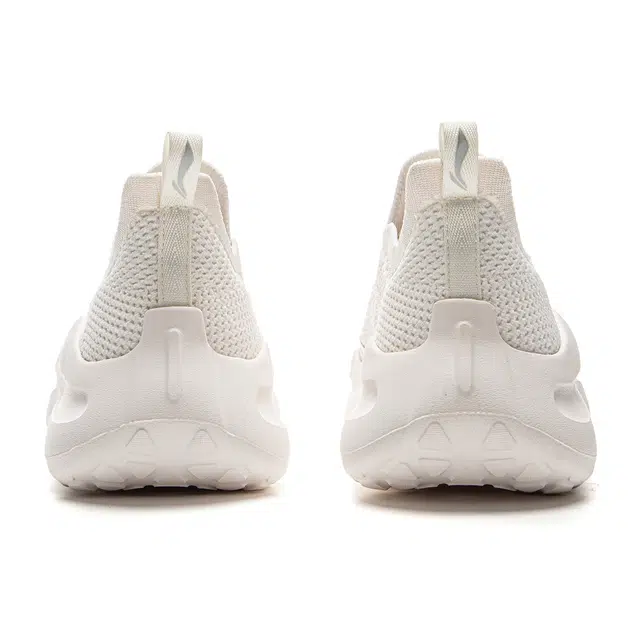 LiNing slip on
