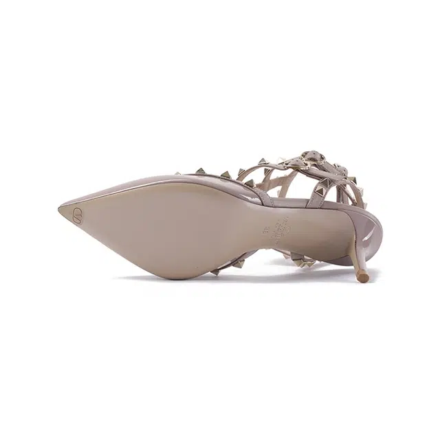 Valentino ROCKSTUD 6.5cm