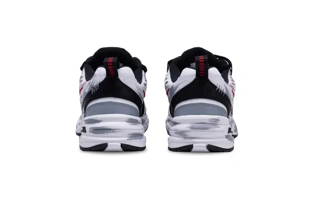 Nike Air Monarch 4