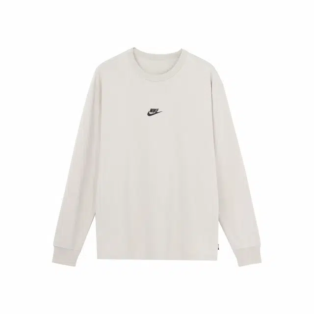 Nike Sportswear Premium Essentials