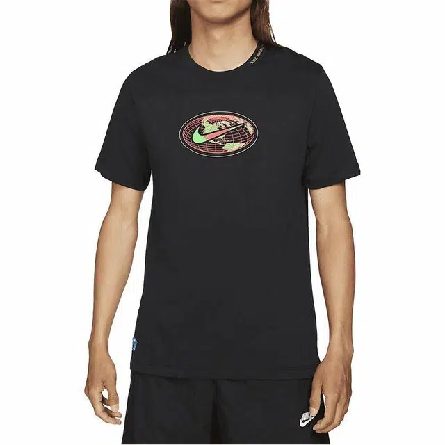 Nike logo T