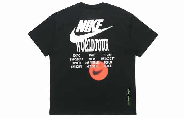 Nike Sportswear LogoT