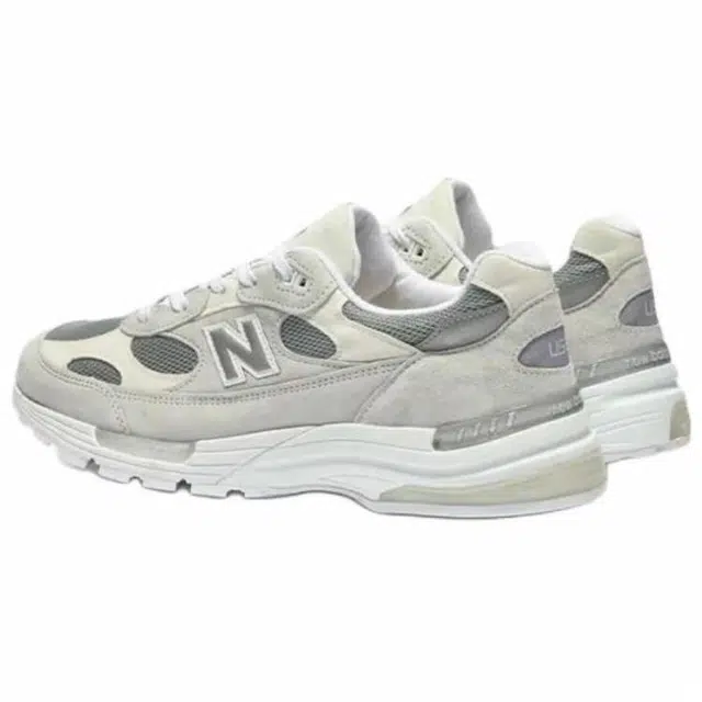 New Balance NB 992