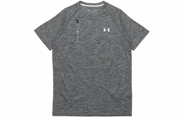 Under Armour T