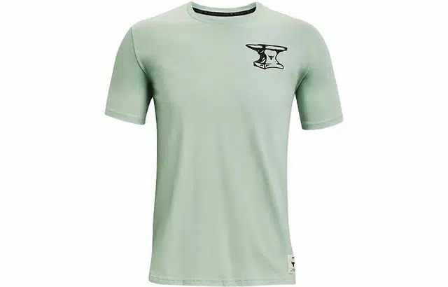 Under Armour T