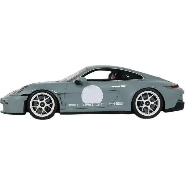 GT SPIRIT 118 PORSCHE 911 992ST