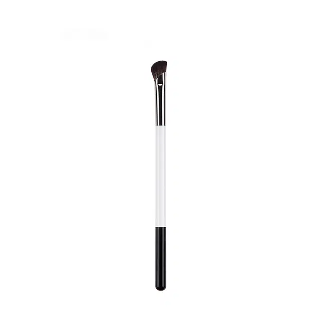 悦初美  黑白镰刀斜头鼻影刷 修容