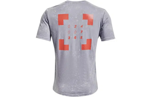Under Armour T
