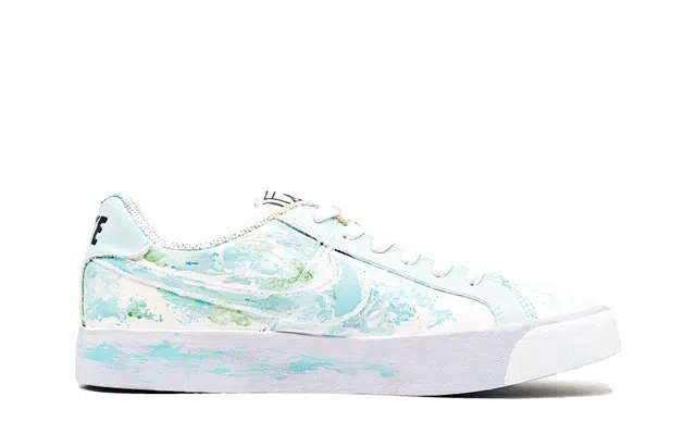 Nike Court Royale 2