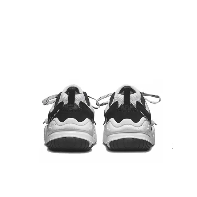 Nike Tech Hera