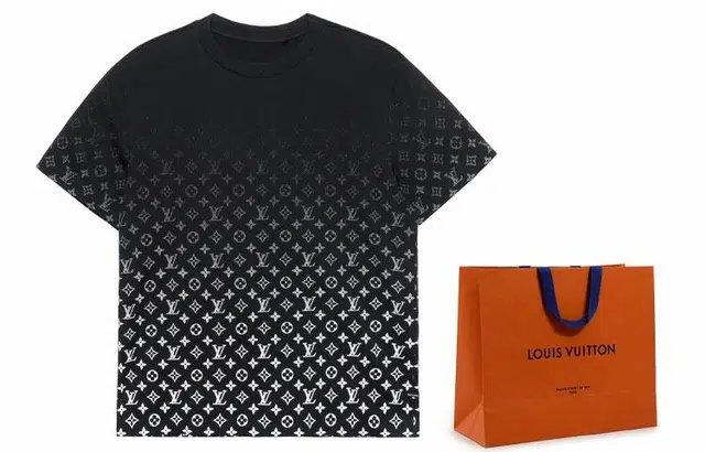 LOUIS VUITTON Monogram T