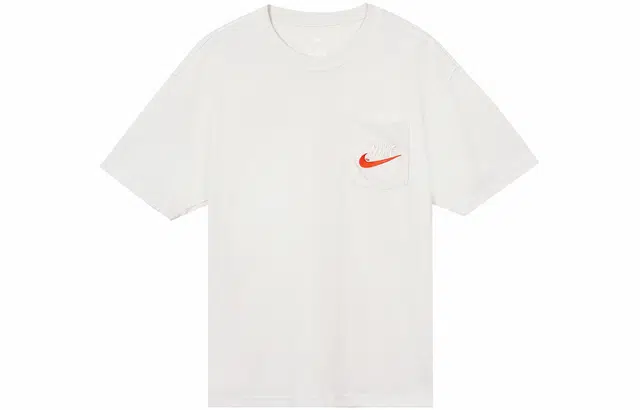 Nike Sportswear LogoT