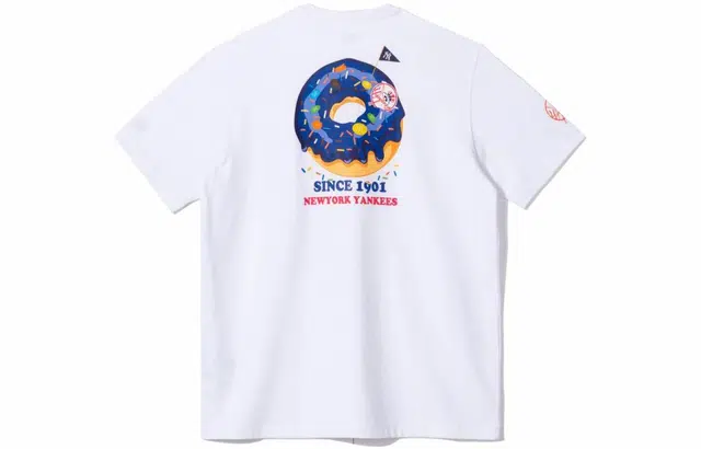 New Era x MLB Yankees White Tee