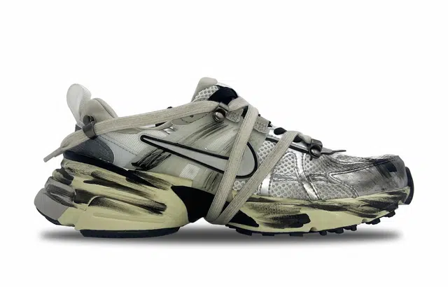 Nike V2K Run