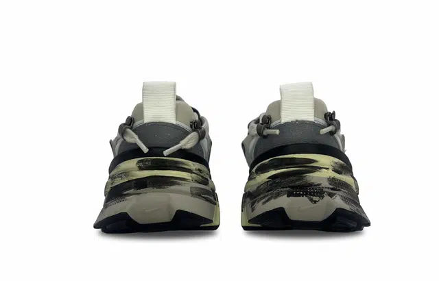 Nike V2K Run
