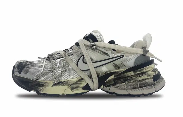 Nike V2K Run