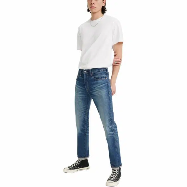 levis Affusolati Prodotti In Giappone