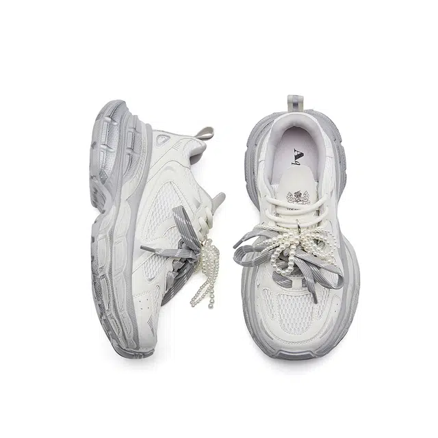 AQUASCUTUM
