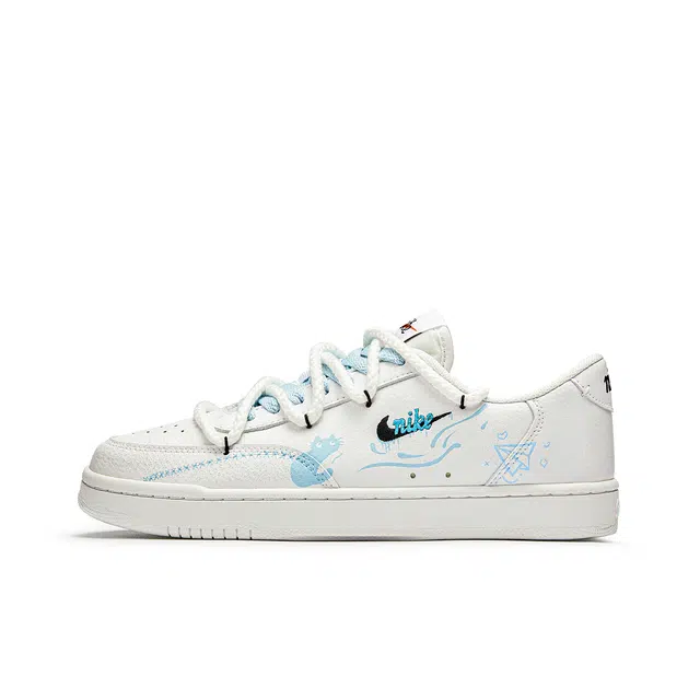 Nike Court Vintage