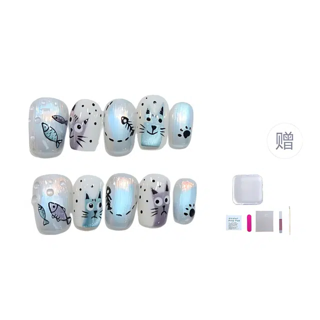 几多萌 猫吃鱼穿戴甲短款高级感个性手绘 可爱卡通创意个性 幻彩极光粉  短短梯浅蓝渐变