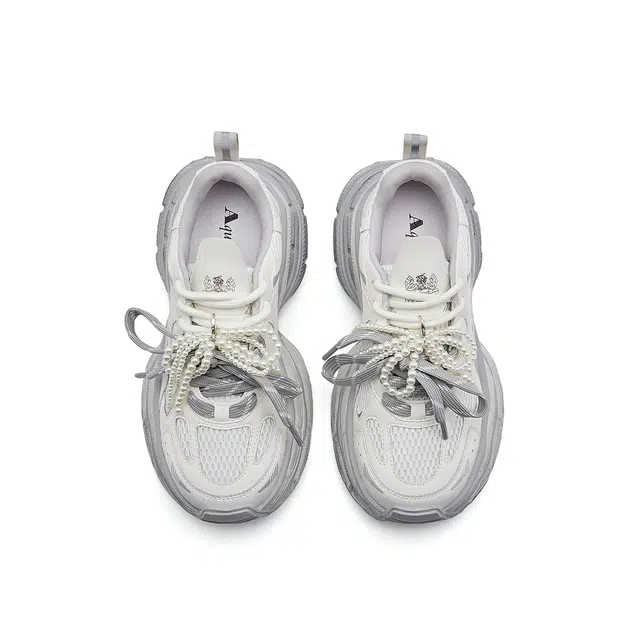 AQUASCUTUM