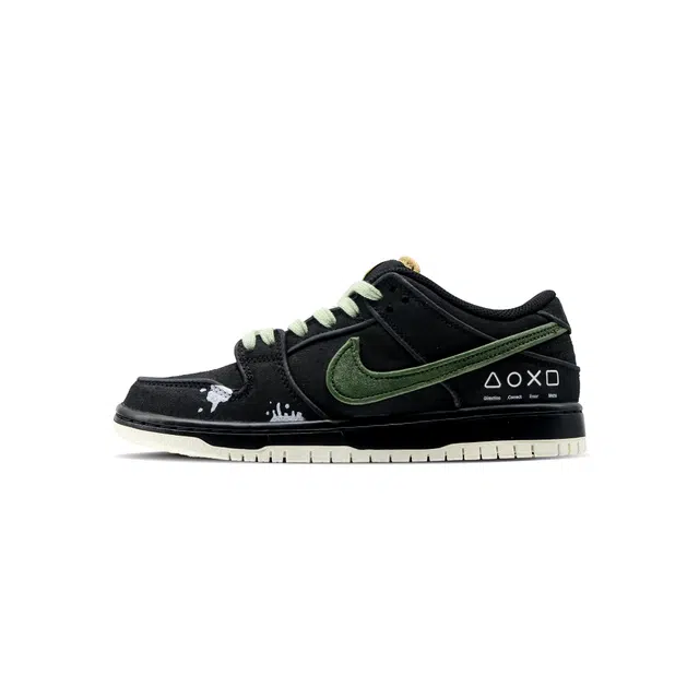 Nike Dunk SB Black