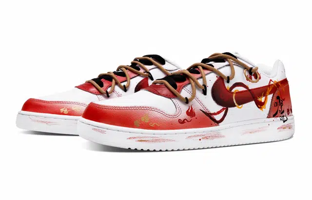 Nike EBERNON